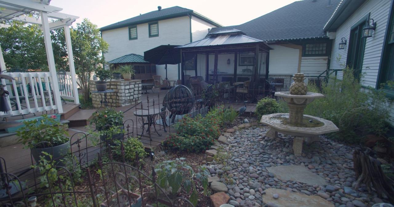 Granbury Gardens Bed And Breakfast Luaran gambar