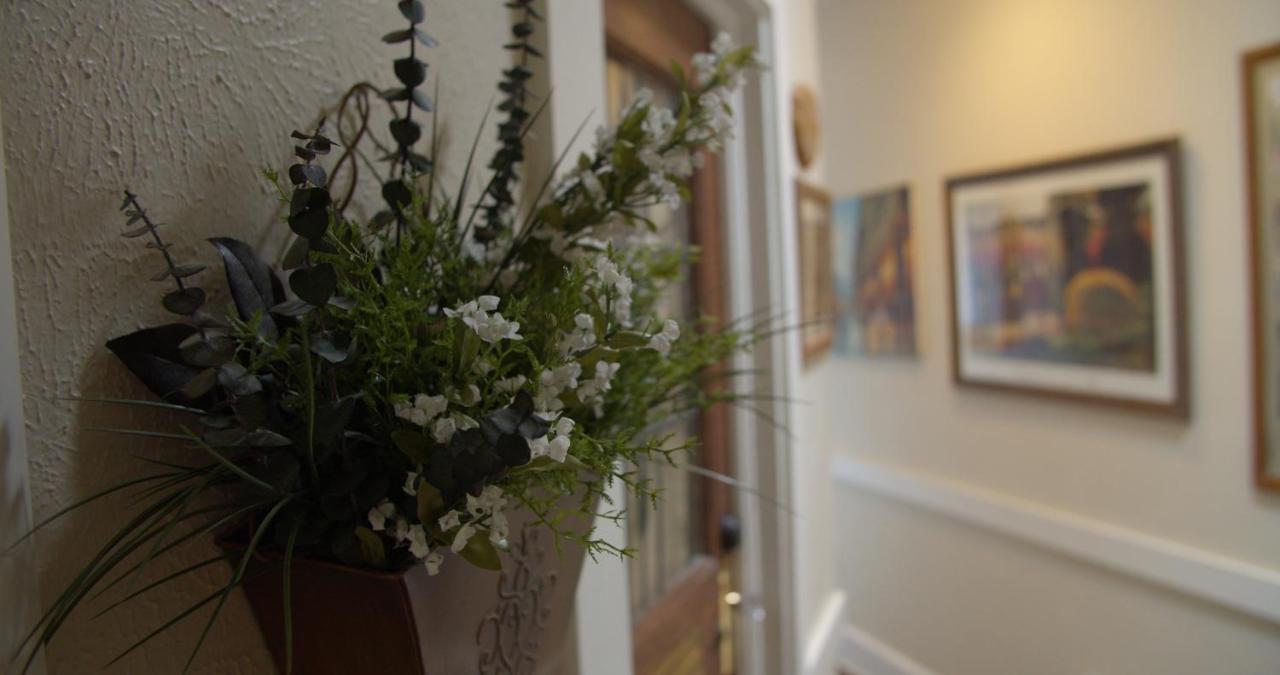 Granbury Gardens Bed And Breakfast Luaran gambar